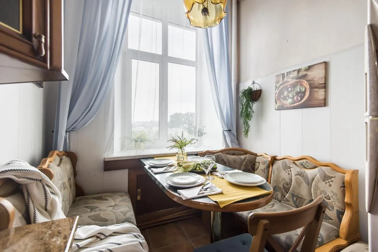 Апартаменты Gmapartments 4 Rooms Flat Near Kremlin Москва